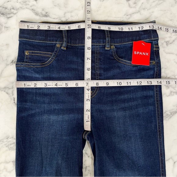SPANX Tall Flare Jeans in Midnight Shade Wash Pull On Size XS - Picture 6 of 10
